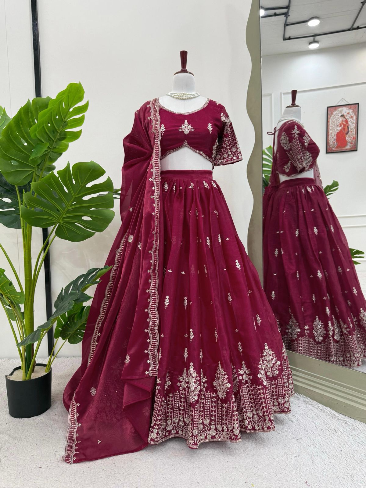 Now Treding Wedding Especial Lehenga Set