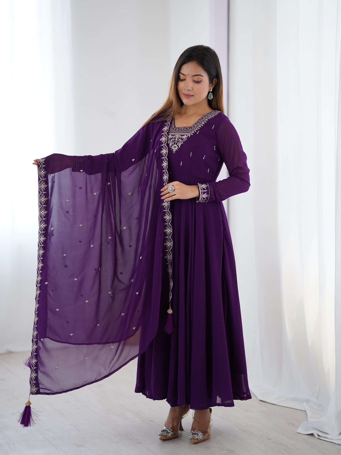 New beautiful Heavy Anarkali Suit