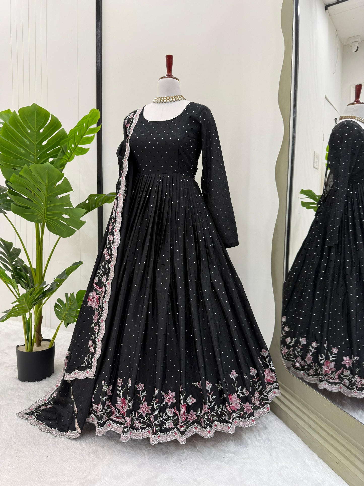 Presenting Anarkali Gown With Chhinon Silk