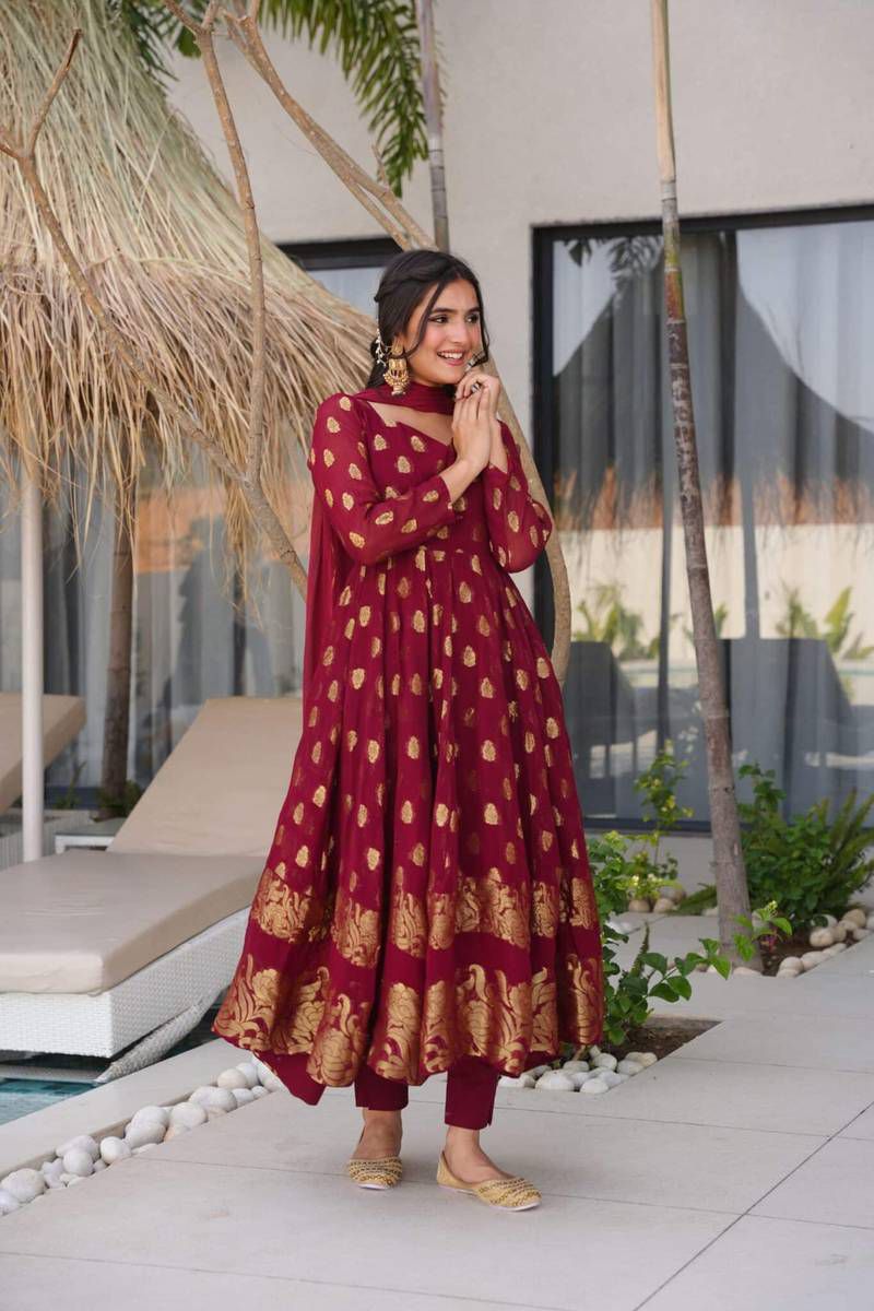 New Beautifully Fully faired Anarkali Gown