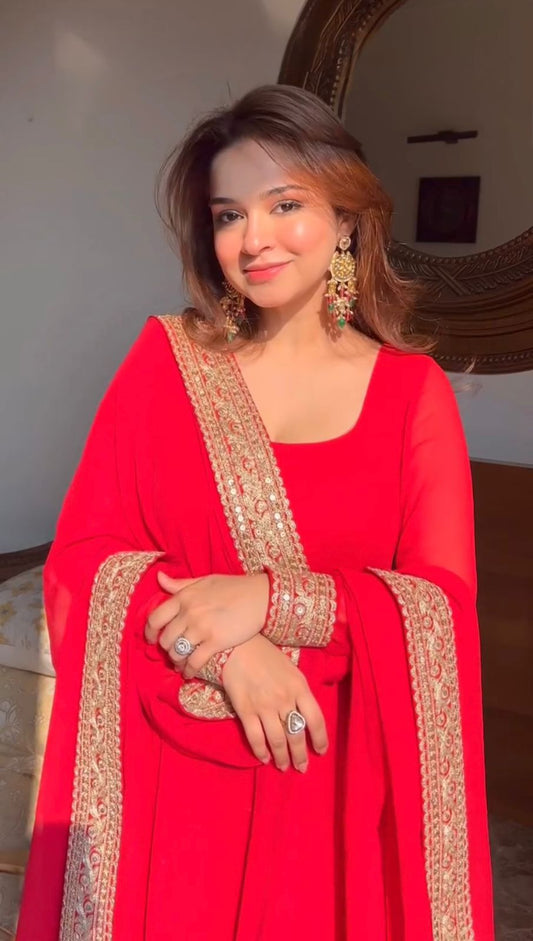 New beautiful Elegance Anarkali Suit