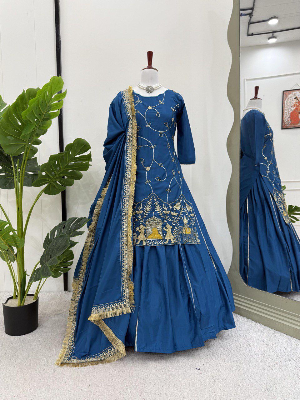 Rich Wedding Top & Lehengha Suit With Dupatta