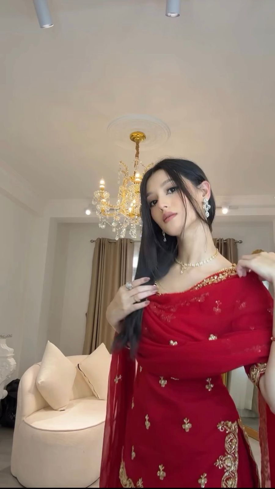 Morden Wedding Party Wear Top & Sharara Suit